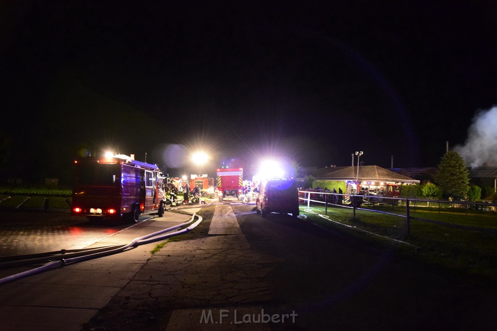 Feuer 4 Pulheim Sinnersdorf Chorbuschstr P133.JPG - Miklos Laubert